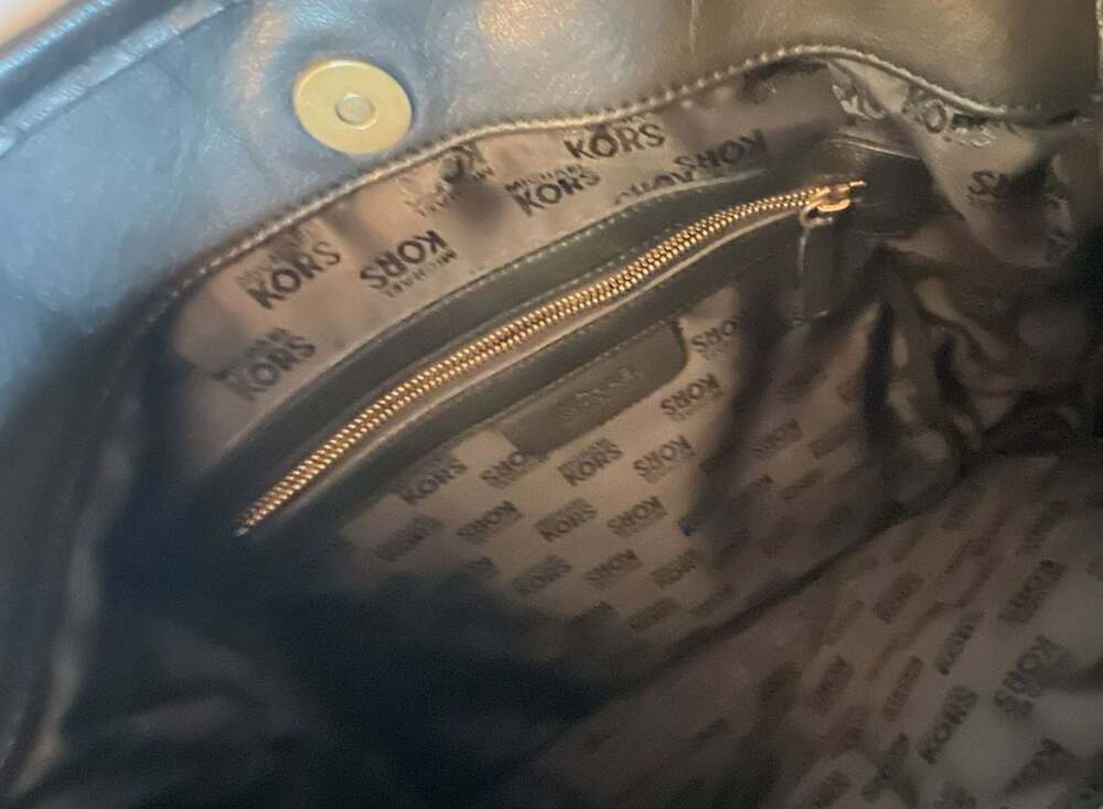 Michael Kors Black Pebbled Leather Shoulder Bag with Front Buckle Detail - Picture 3 of 7
